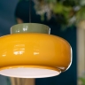 Lampe design colorée Maracanà avec abat-jour en verre